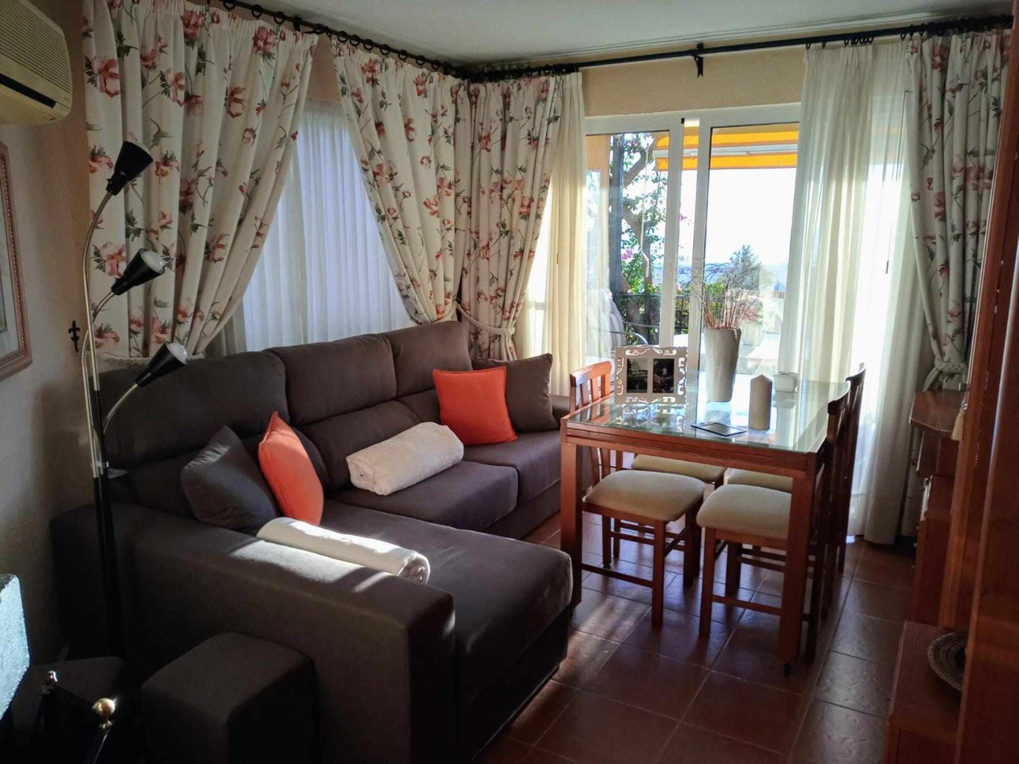 La Carihuela A 5 Minutos De La Playavistas Al Mar Apartment Torremolinos Luaran gambar