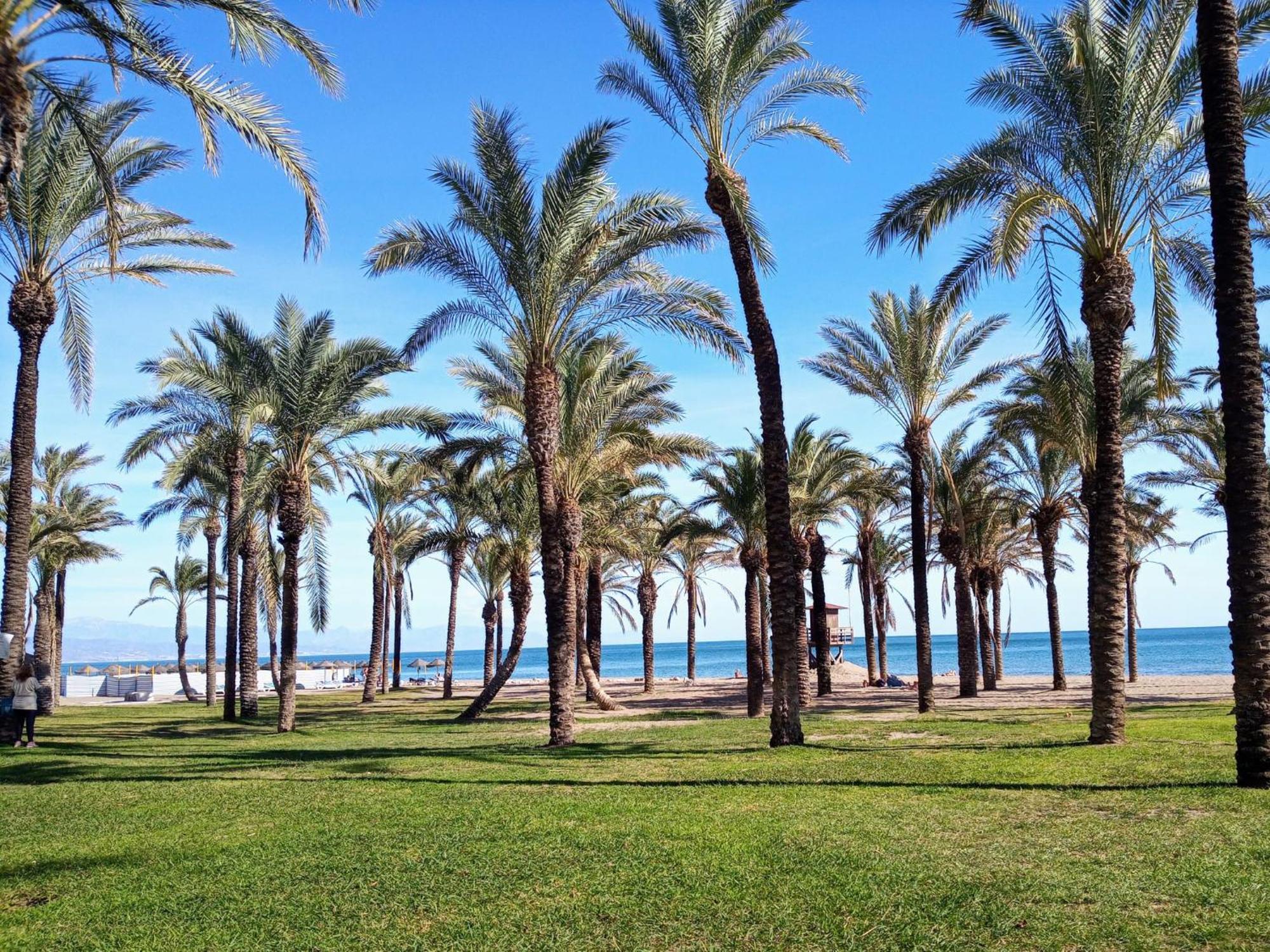 La Carihuela A 5 Minutos De La Playavistas Al Mar Apartment Torremolinos Luaran gambar